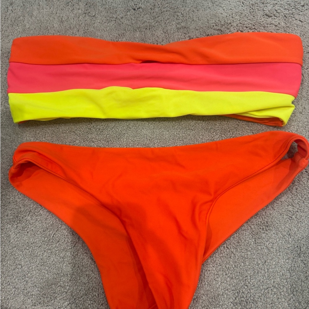 Bikini sets set of 3 size small perfect condition from Shein